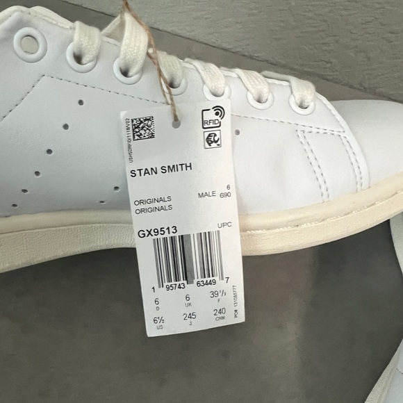 adidas Originals Shoes Adidas Womens Stan Smith X Disney Kermit Shoes Size 65 Color White